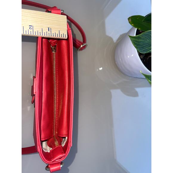 Eco-Friendly Coral Crossbody Purse - 100% Recycled Polyester Lining - Picture 6 of 10